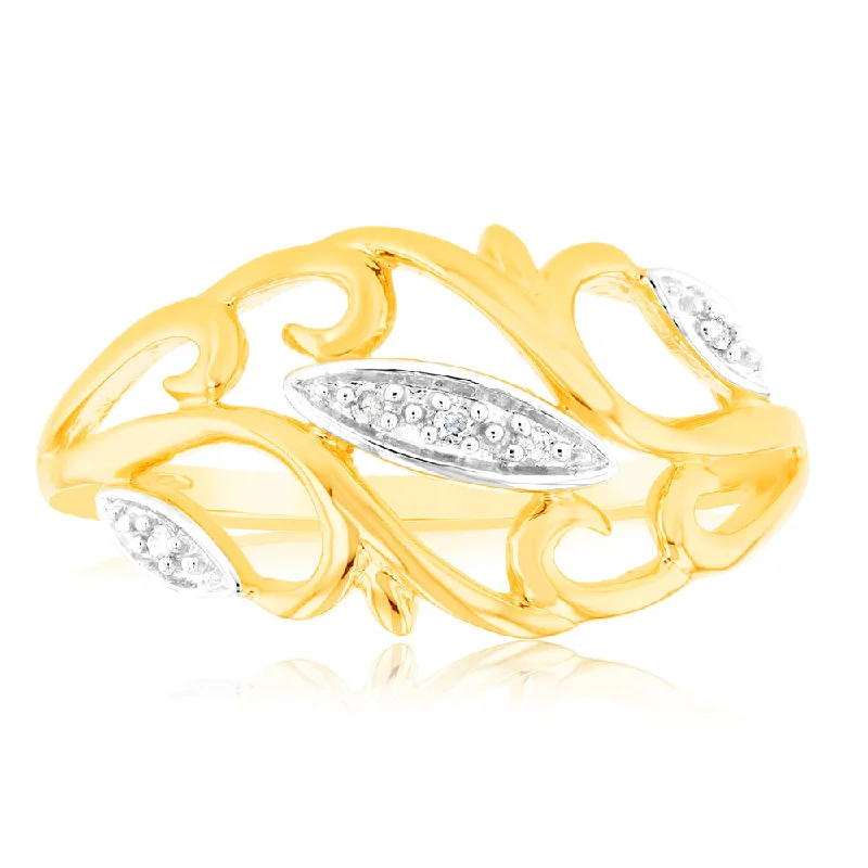 women’s radiant cut engagement ring-9ct Yellow Gold Diamond Ring with 5 Brilliant Cut Diamonds