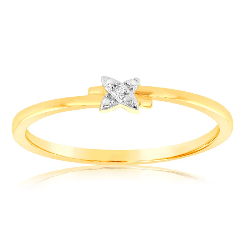 women’s emerald engagement ring-9ct Yellow Gold With 2 Brilliant Cut Diamond Ring