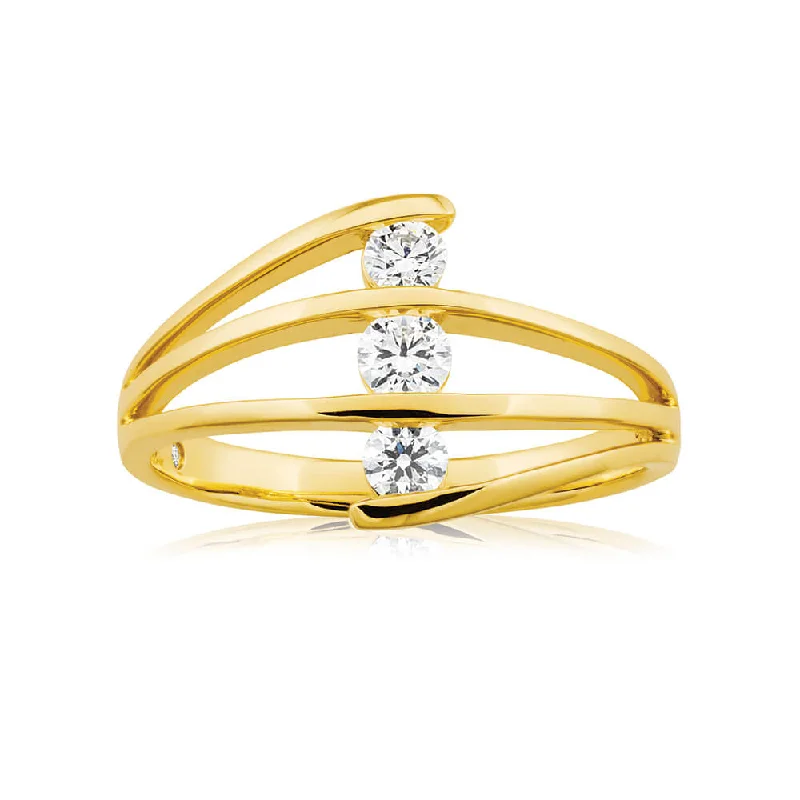 women’s custom-designed engagement ring-Flawless Cut 9ct Yellow Gold Three Stone Diamond Ring (TW=30-34pt)