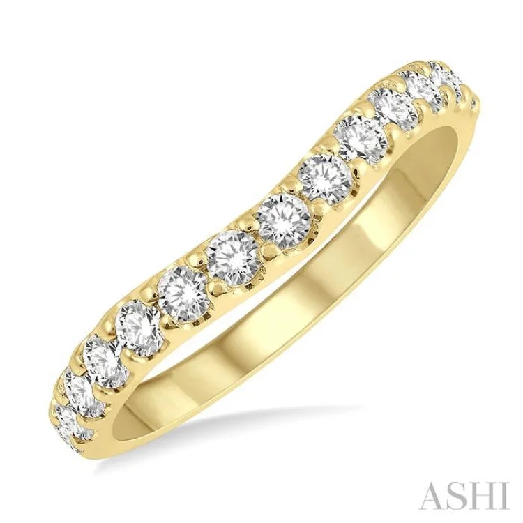 women’s custom ring-1/2 Ctw Arched Center Round Cut Diamond Wedding Band in 14K Yellow Gold