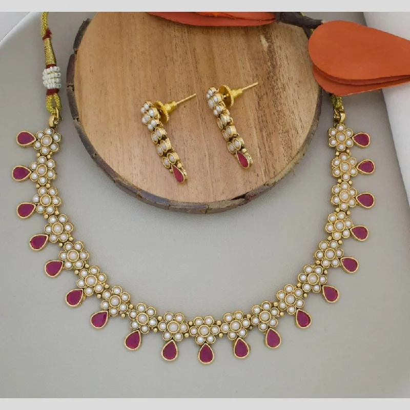 women’s chunky chain necklace-Manisha Jewellery Gold Plated Pota Stone And Pearls Necklace Set