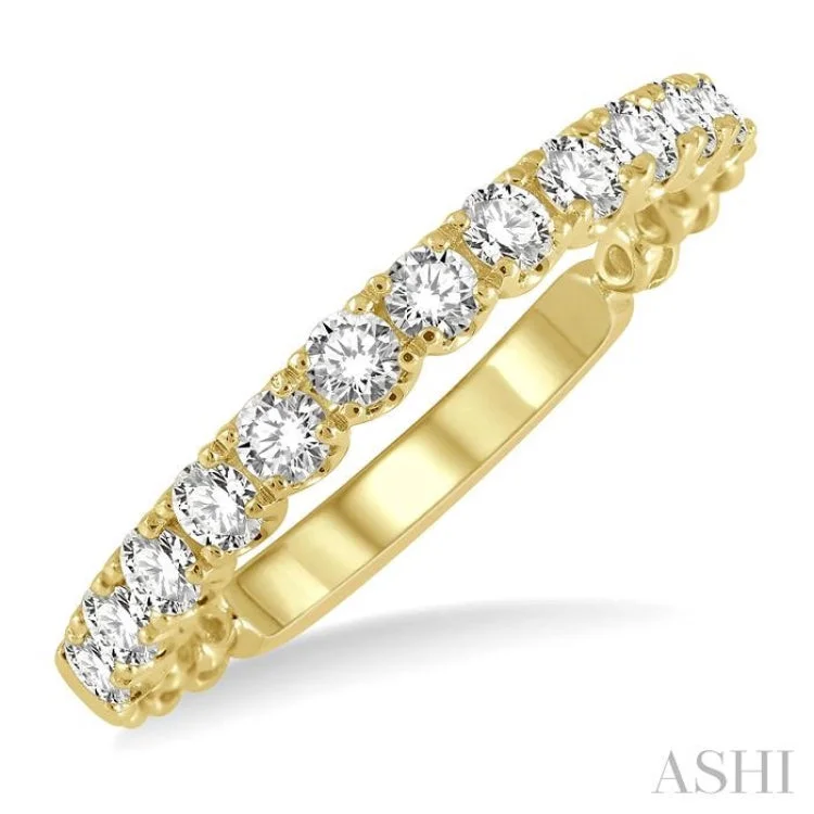 women’s rose gold ring-1/2 ctw Lattice Round Cut Diamond Wedding Band in 14K Yellow Gold