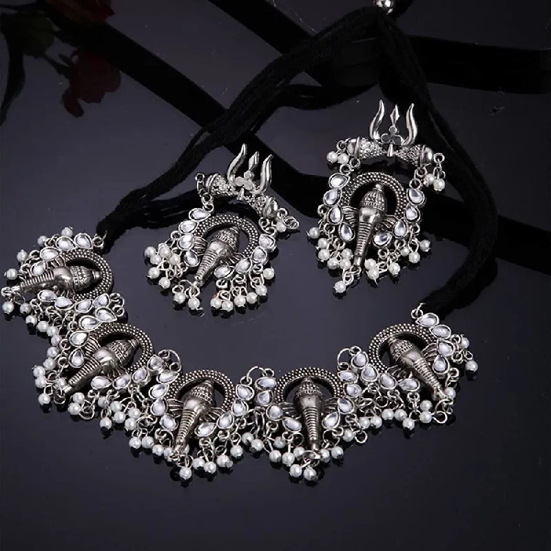 women’s beaded necklace-Bevy Pearls Oxidised Plated Choker Necklace Set