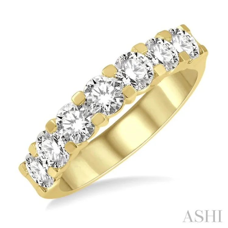 women’s vintage gold ring-2 ctw 7 Stone Round Cut Diamond Wedding Band in 14K Yellow Gold