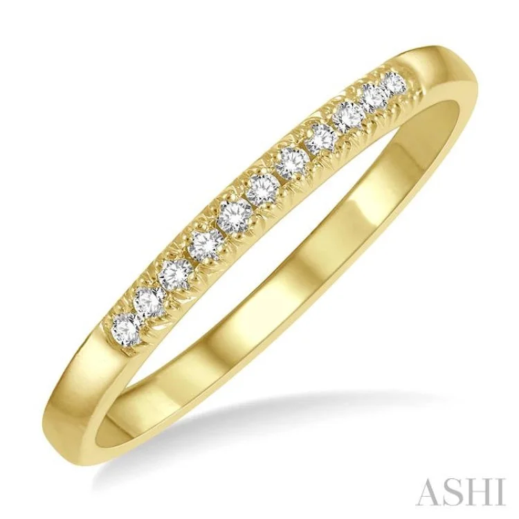 women’s multi-stone ring-1/10 ctw 11 Stone Round Cut Diamond Wedding Band in 14K Yellow Gold