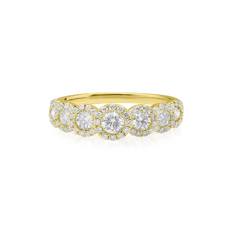 women’s square engagement ring-Round Halo Diamond Ring